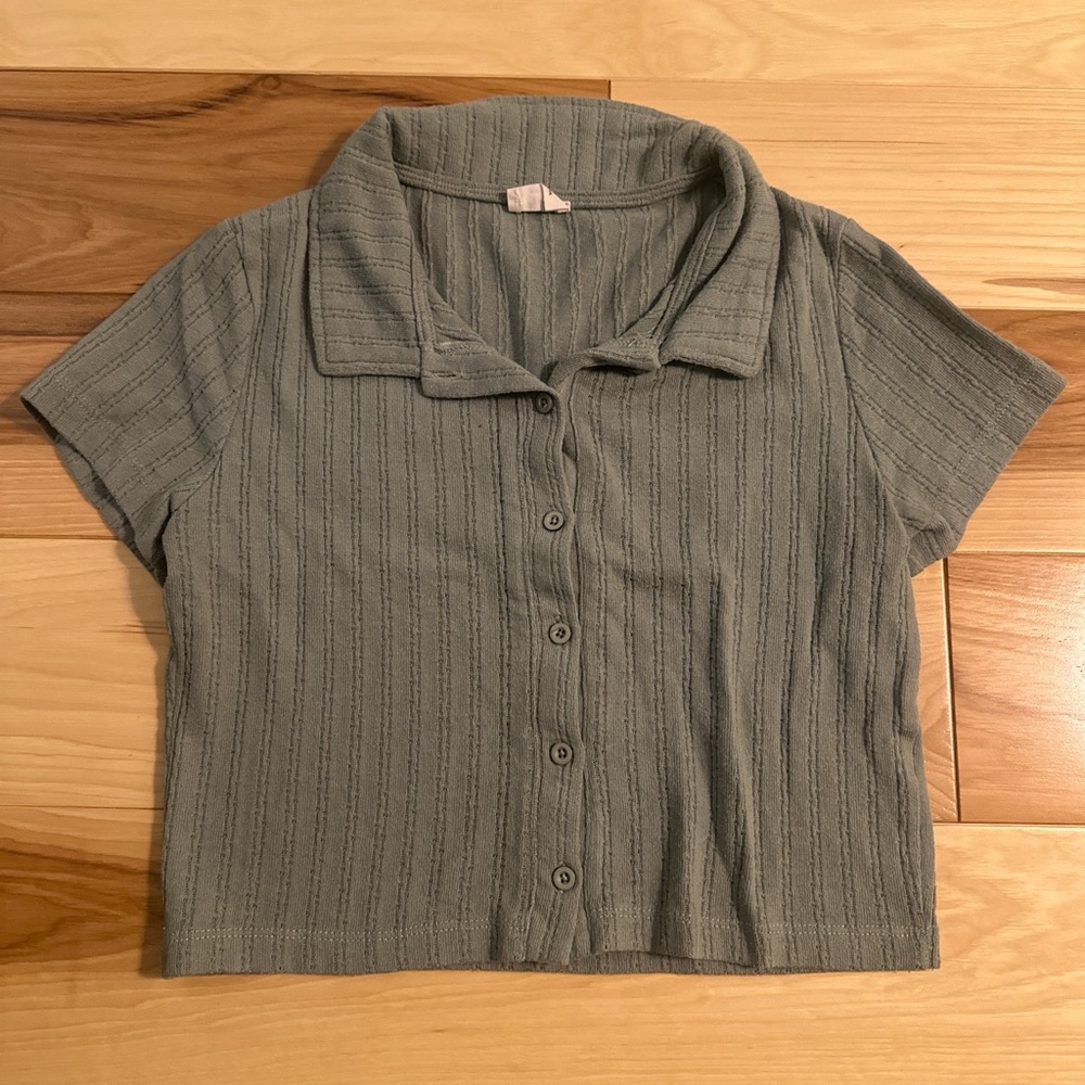 collared soft button up tee